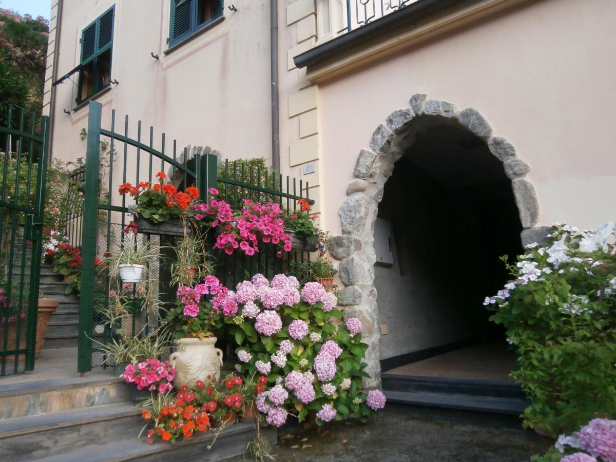 דירות Carasco La Casa Dell'Arco מראה חיצוני תמונה