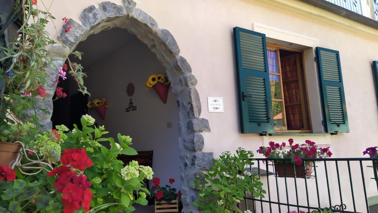 דירות Carasco La Casa Dell'Arco מראה חיצוני תמונה